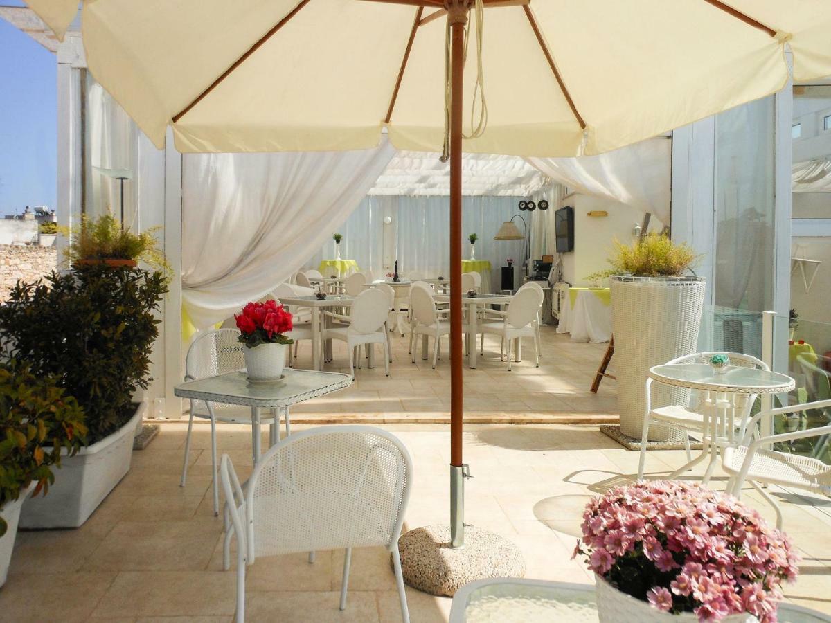 Palazzo Antica Via Appia Bed & Breakfast Bitonto Exterior photo